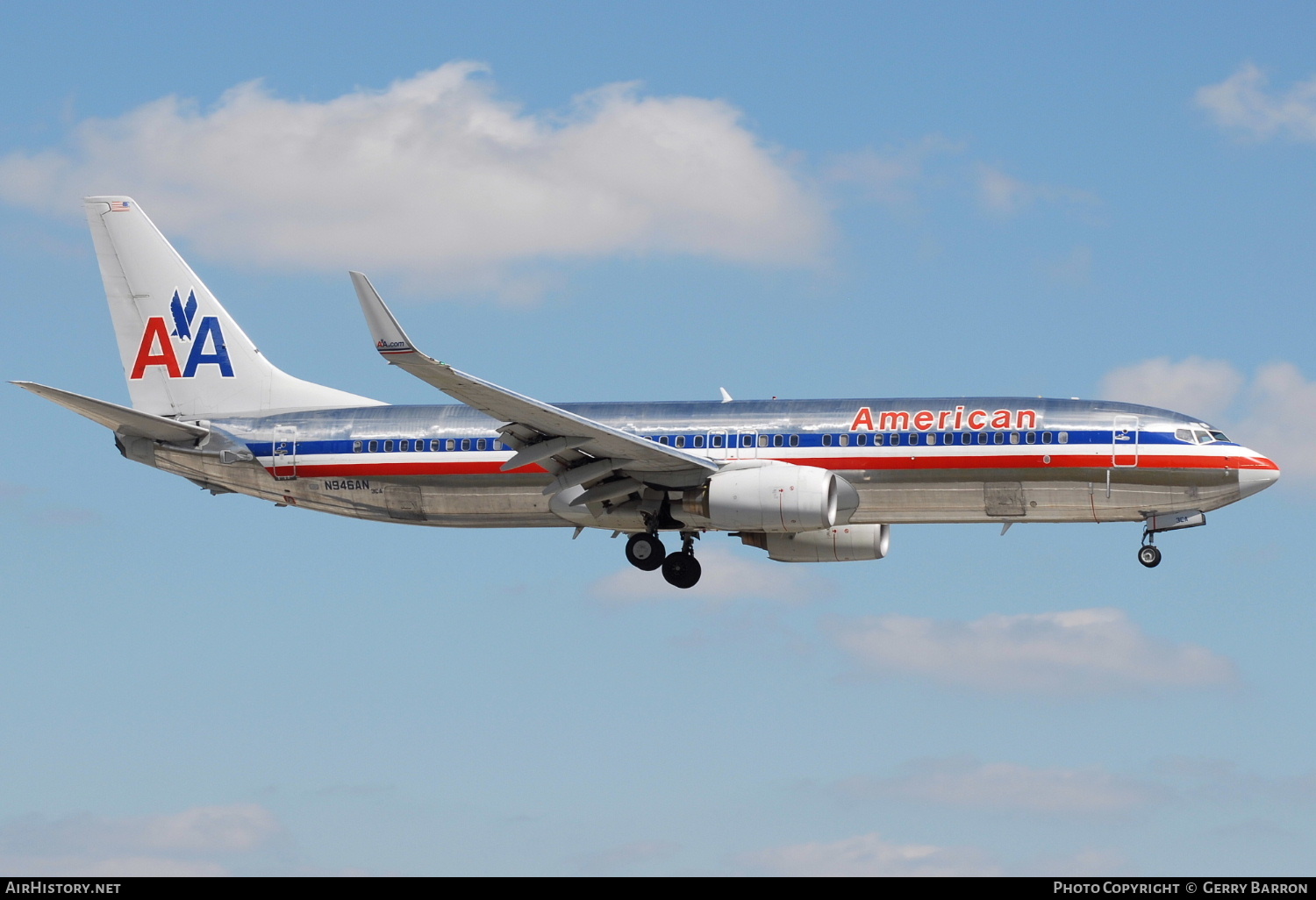 Aircraft Photo of N946AN | Boeing 737-823 | American Airlines | AirHistory.net #302829