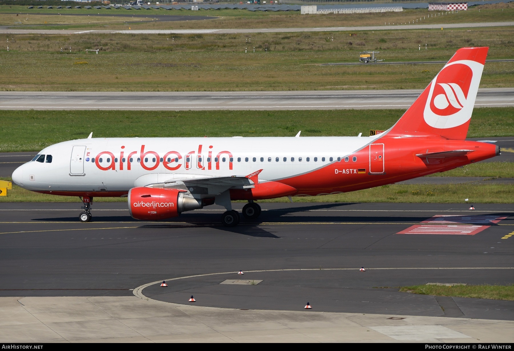 Aircraft Photo of D-ASTX | Airbus A319-112 | Air Berlin | AirHistory.net #303043