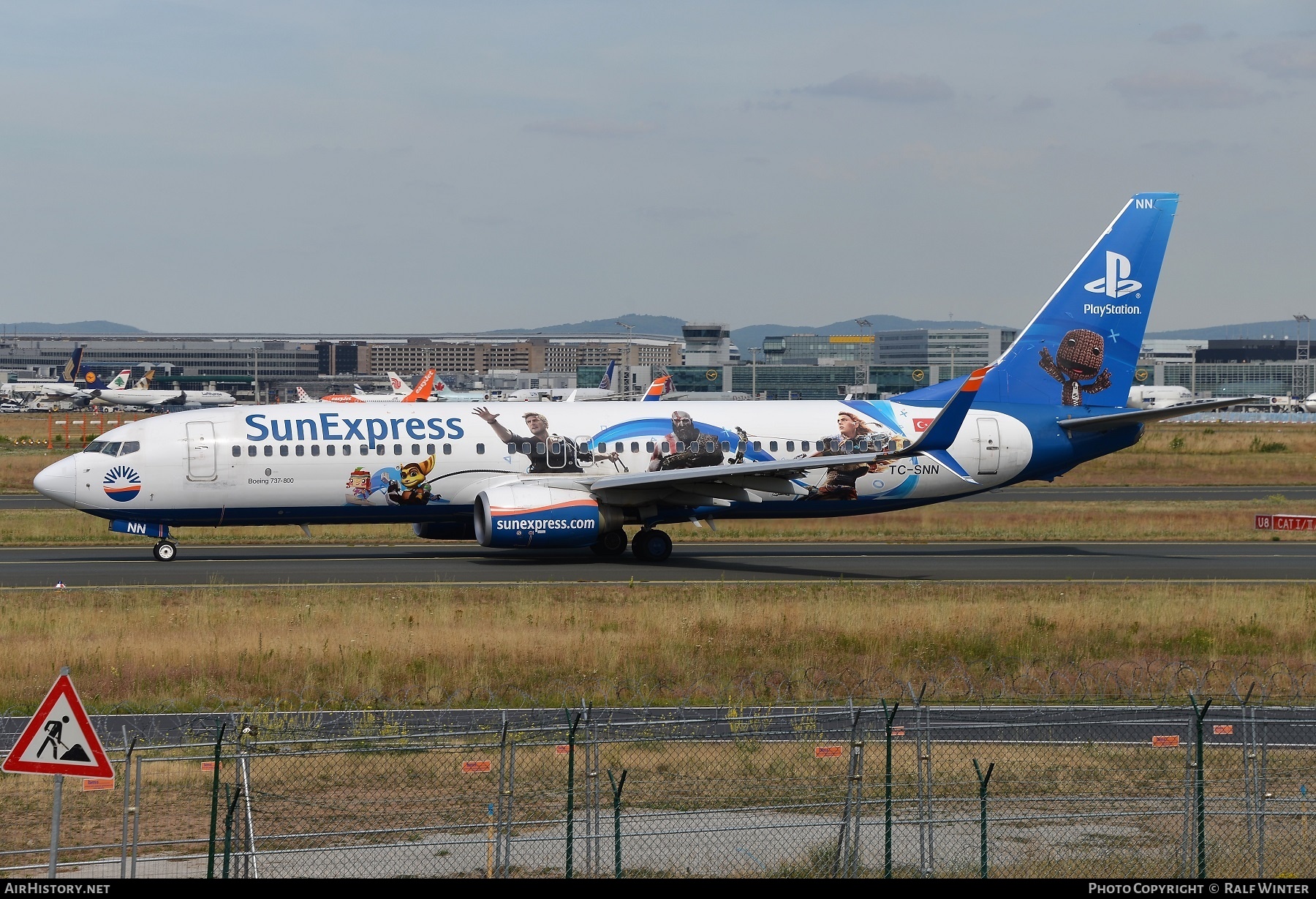 Aircraft Photo of TC-SNN | Boeing 737-8HC | SunExpress | AirHistory.net #303044