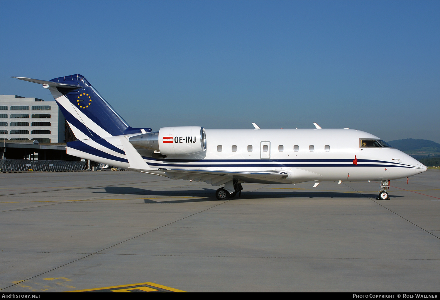 Aircraft Photo of OE-INJ | Bombardier Challenger 604 (CL-600-2B16) | AirHistory.net #303050