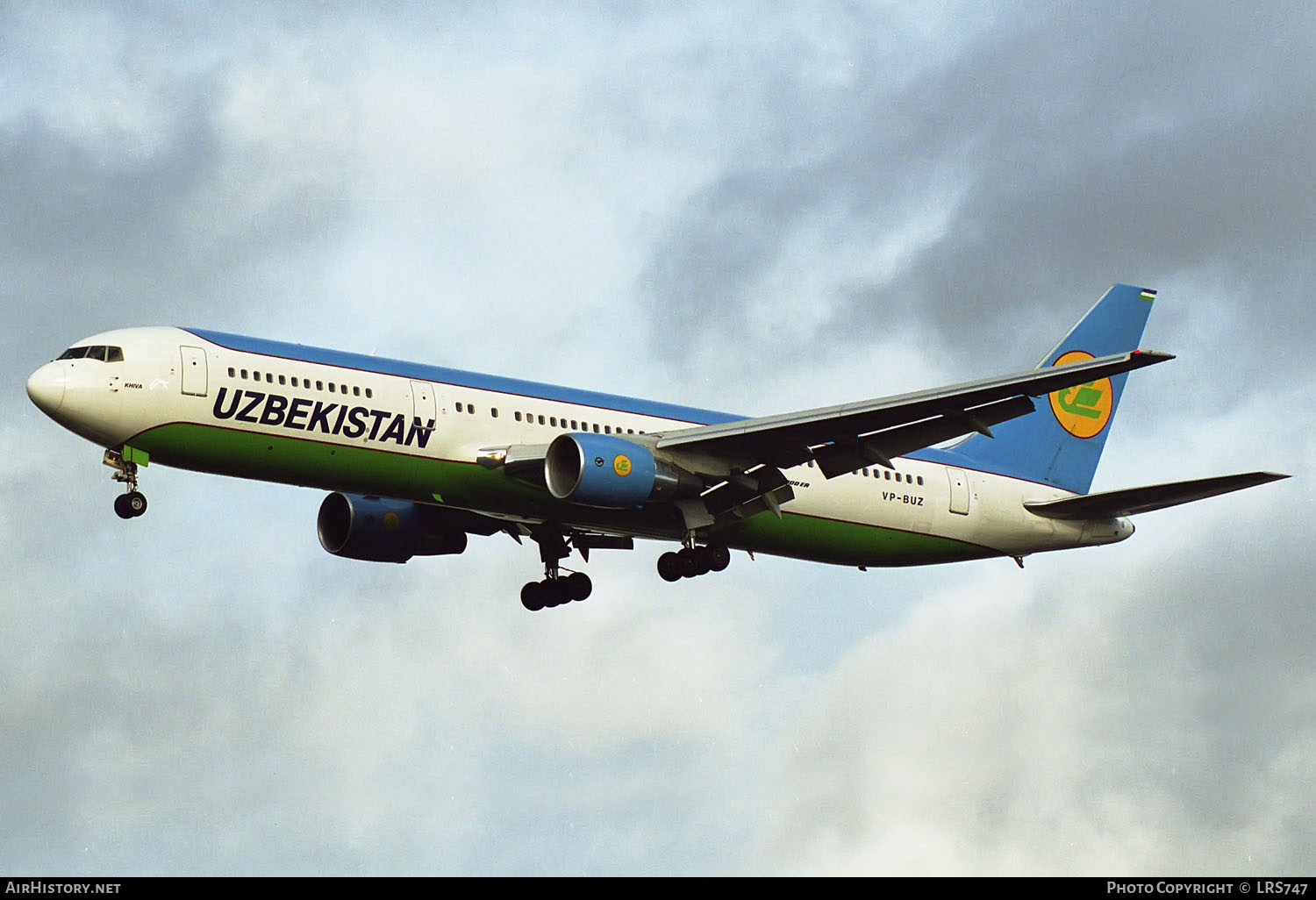Aircraft Photo of VP-BUZ | Boeing 767-33P/ER | Uzbekistan Airways | AirHistory.net #303106