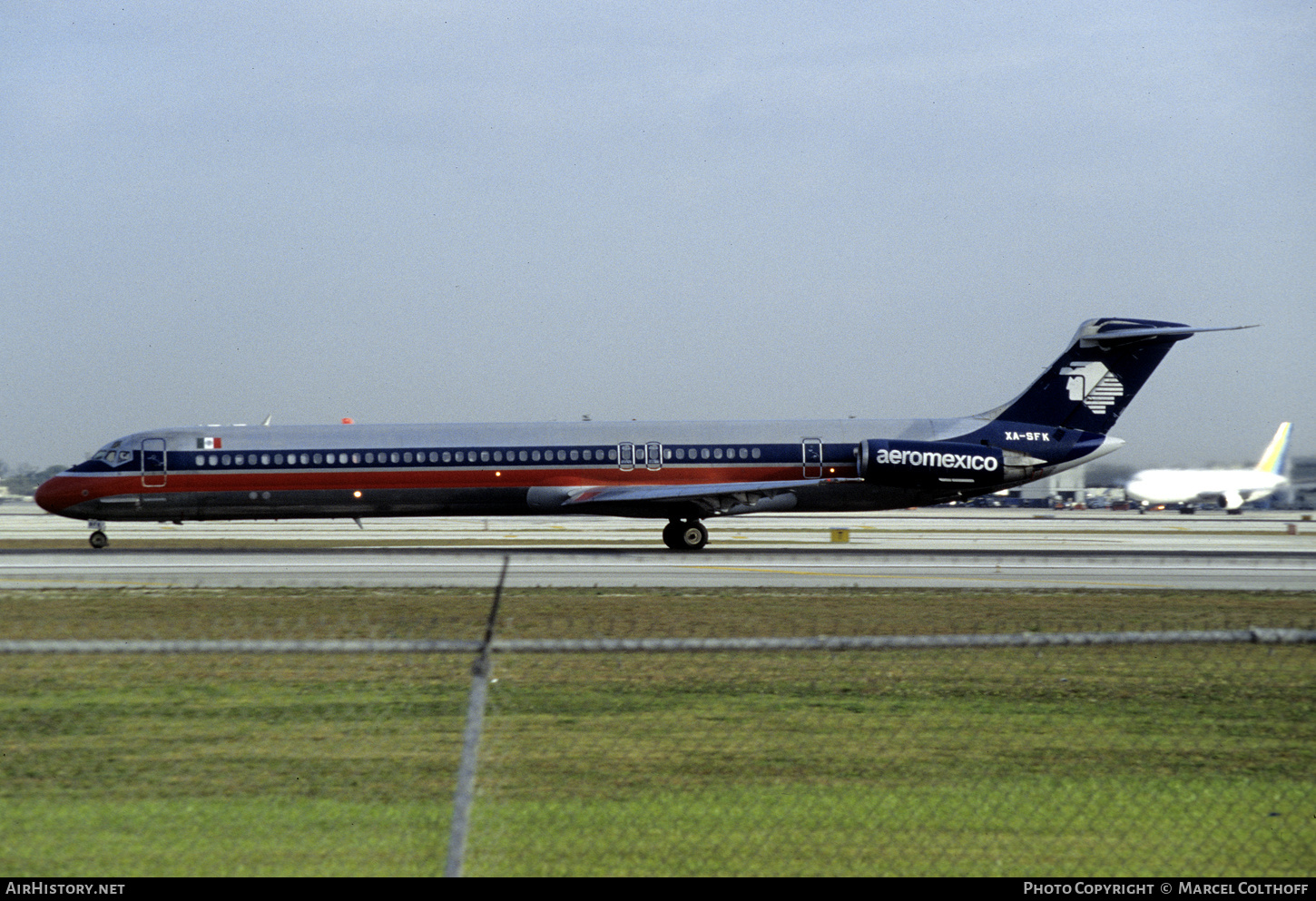 Aircraft Photo of XA-SFK | McDonnell Douglas MD-82 (DC-9-82) | AeroMéxico | AirHistory.net #303137