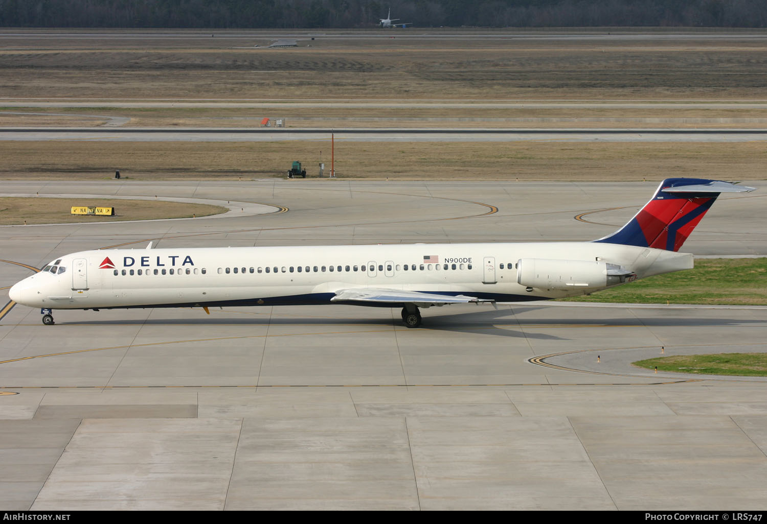 Aircraft Photo of N900DE | McDonnell Douglas MD-88 | Delta Air Lines | AirHistory.net #303169