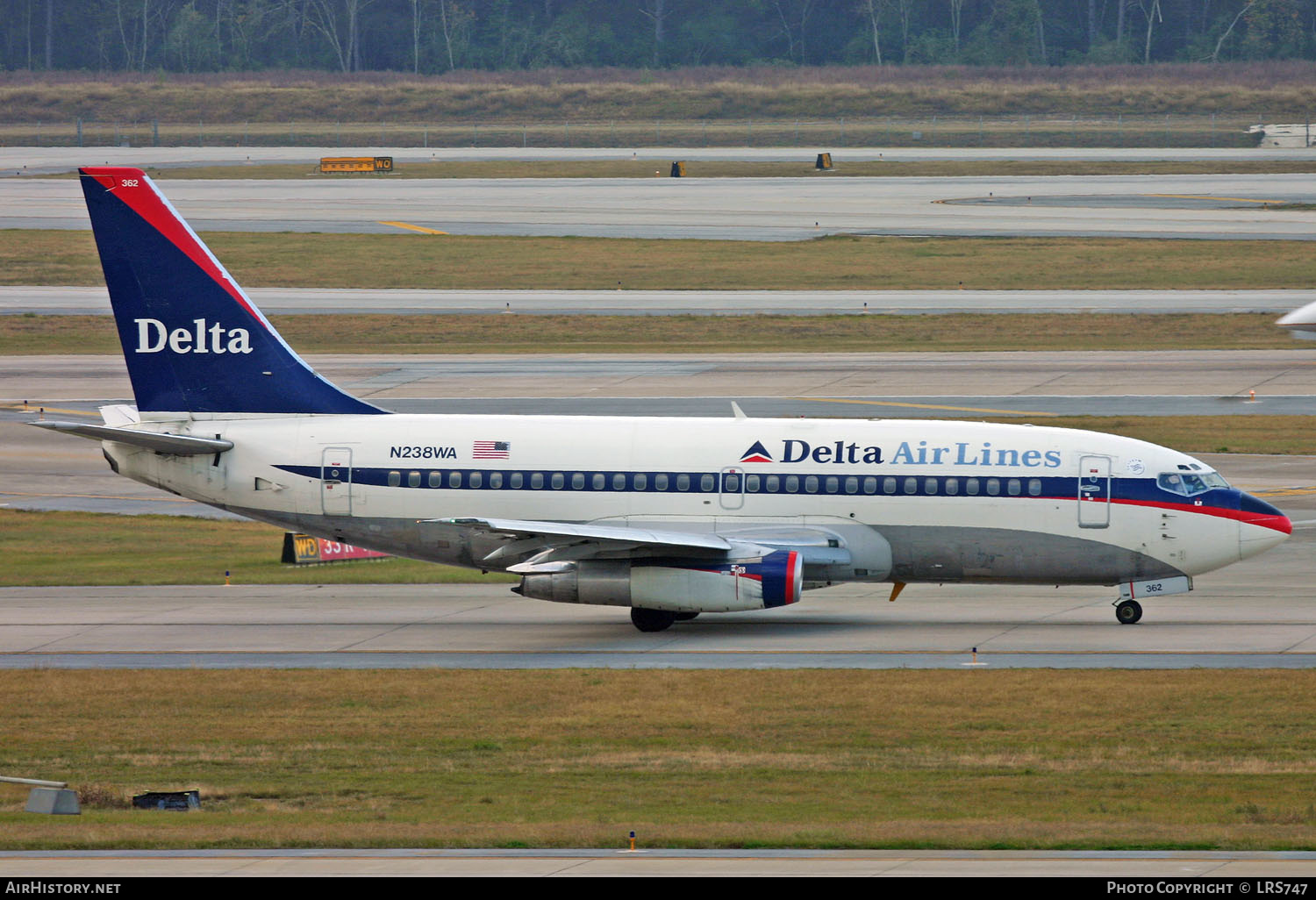 Aircraft Photo of N238WA | Boeing 737-247/Adv | Delta Air Lines | AirHistory.net #303182