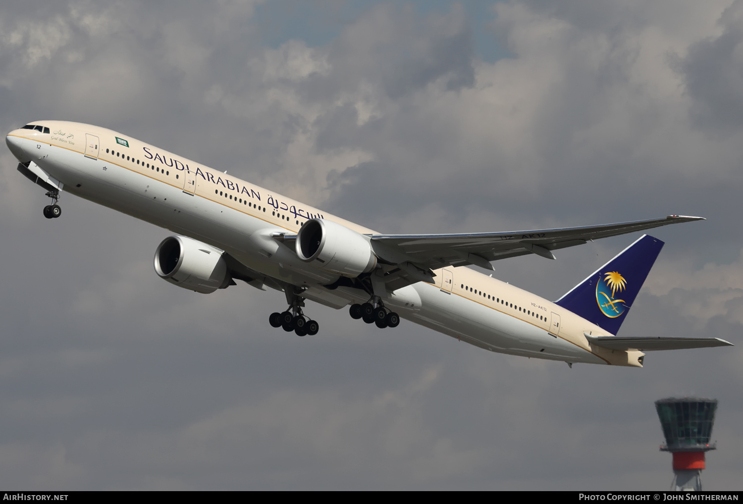 Aircraft Photo of HZ-AK12 | Boeing 777-368/ER | Saudi Arabian Airlines | AirHistory.net #303304