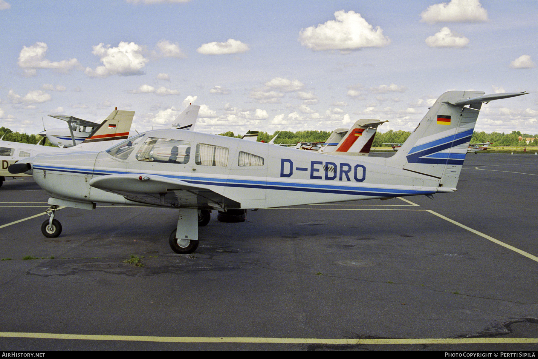 Aircraft Photo of D-EDRO | Piper PA-28RT-201 Cherokee Arrow IV | AirHistory.net #303310