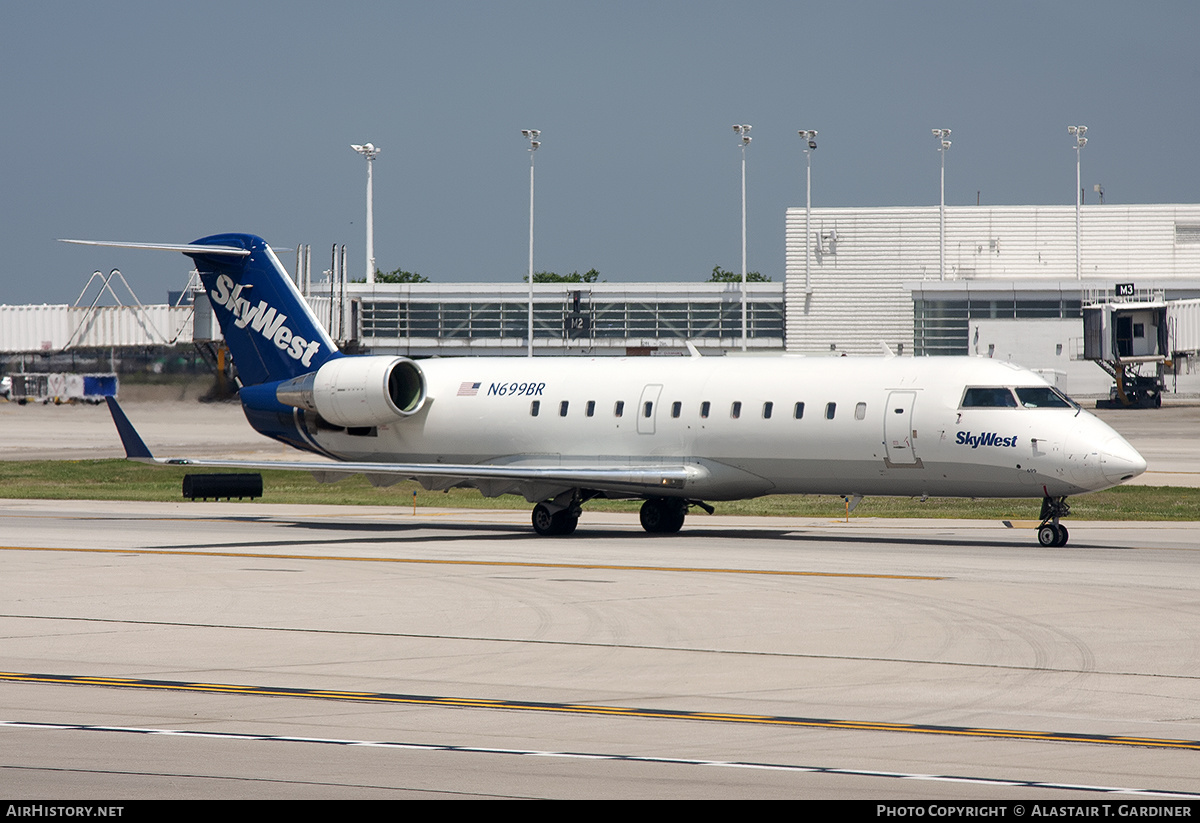 Aircraft Photo of N699BR | Bombardier CRJ-200ER (CL-600-2B19) | SkyWest Airlines | AirHistory.net #303378