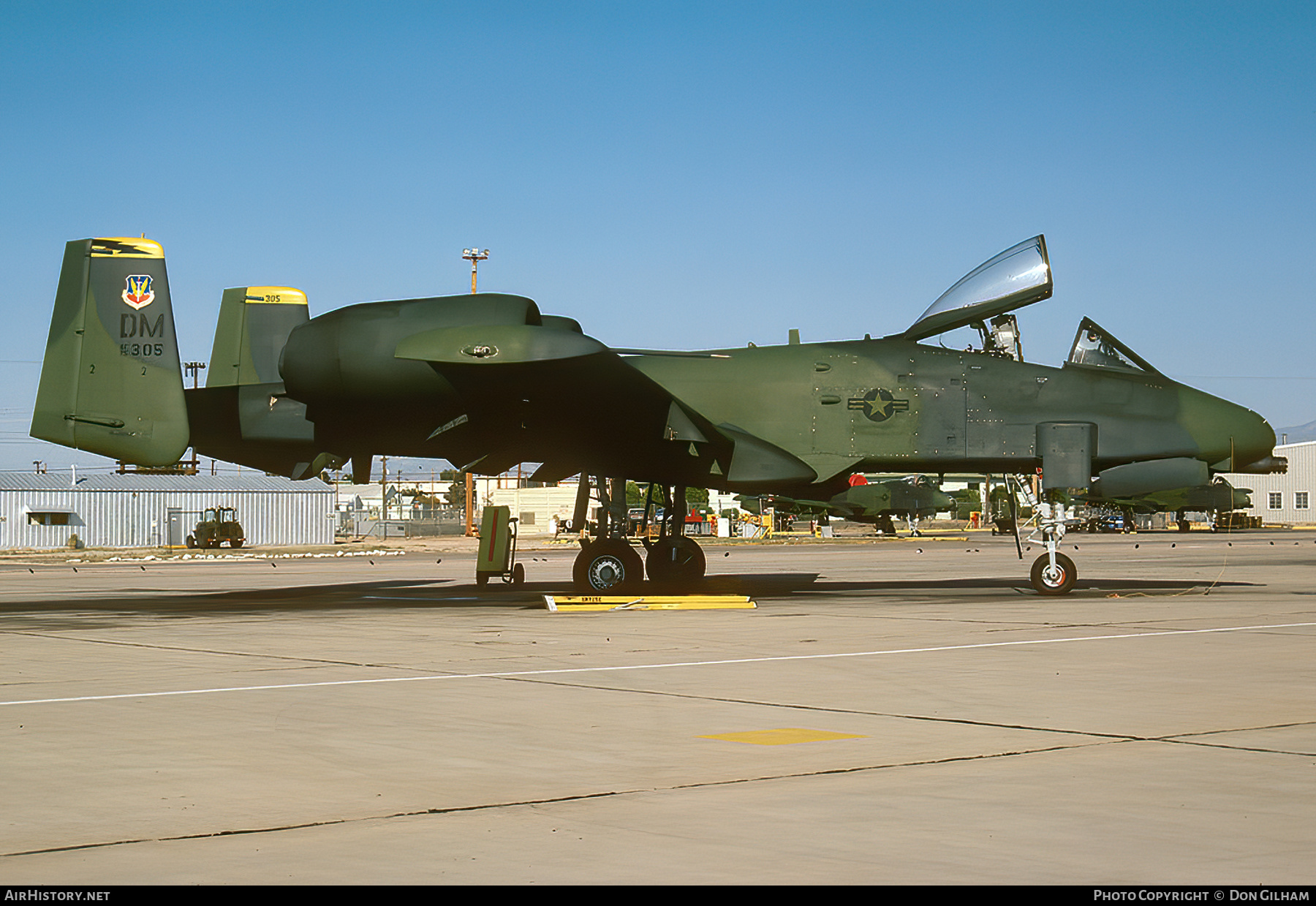 Aircraft Photo of 75-0305 / AF75-305 | Fairchild A-10A Thunderbolt II | USA - Air Force | AirHistory.net #303648