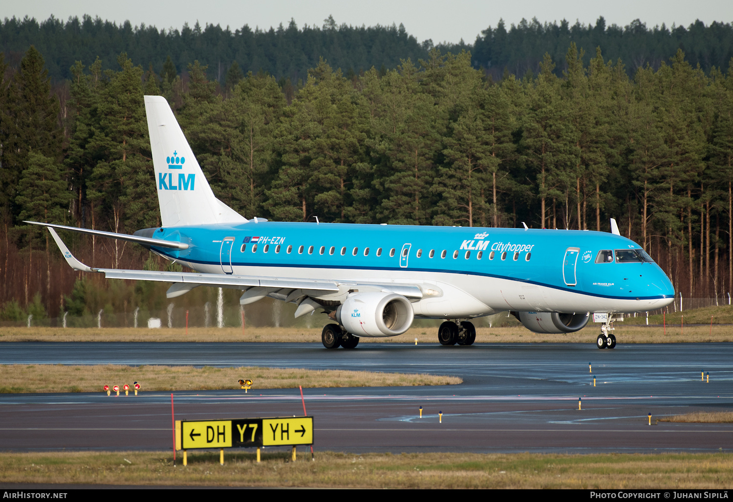 Aircraft Photo of PH-EZN | Embraer 190STD (ERJ-190-100STD) | KLM Cityhopper | AirHistory.net #303654