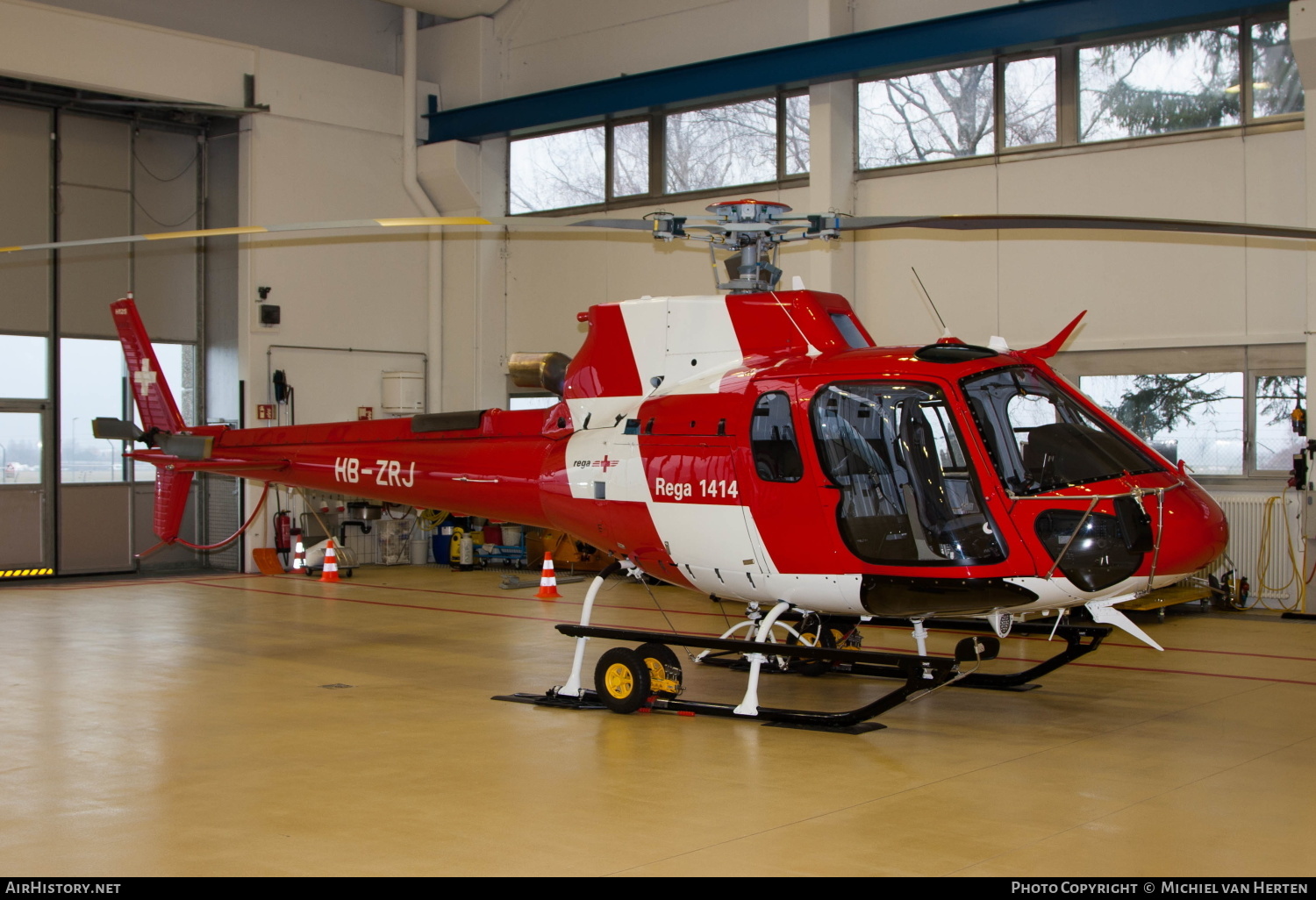 Aircraft Photo of HB-ZRJ | Airbus Helicopters H-125 | REGA - Swiss Air Ambulance | AirHistory.net #303715