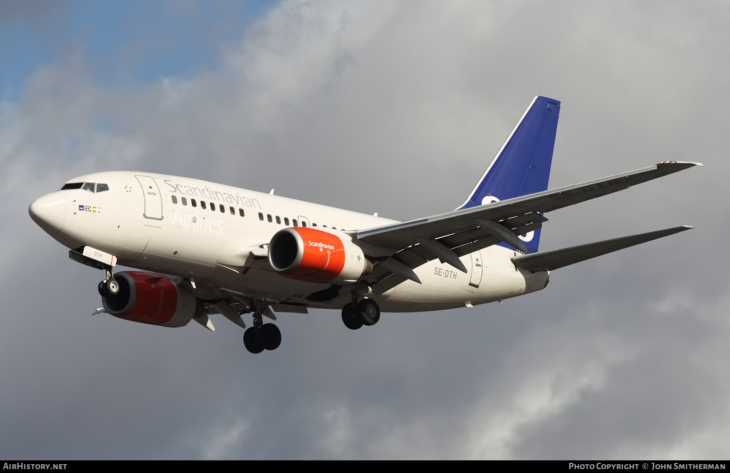 Aircraft Photo of SE-DTH | Boeing 737-683 | Scandinavian Airlines - SAS | AirHistory.net #303722