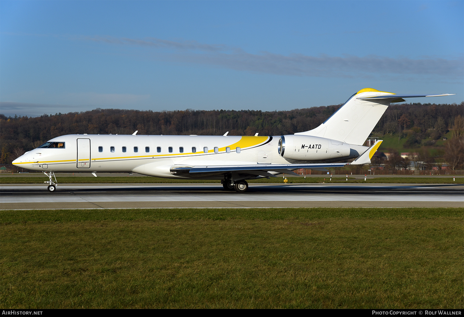Aircraft Photo of M-AATD | Bombardier Global 6000 (BD-700-1A10) | AirHistory.net #303807