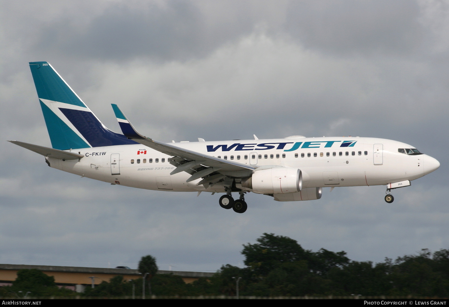 Aircraft Photo of C-FKIW | Boeing 737-7CT | WestJet | AirHistory.net #303812