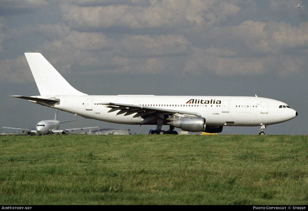 Aircraft Photo of I-BUSB | Airbus A300B4-203 | Alitalia | AirHistory.net #303867