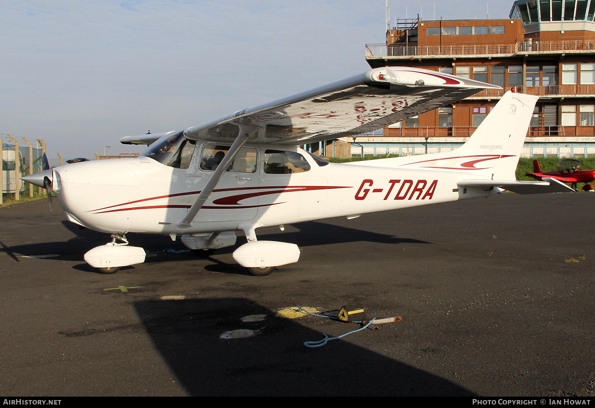 Aircraft Photo of G-TDRA | Cessna 172S Skyhawk SP | AirHistory.net #303900
