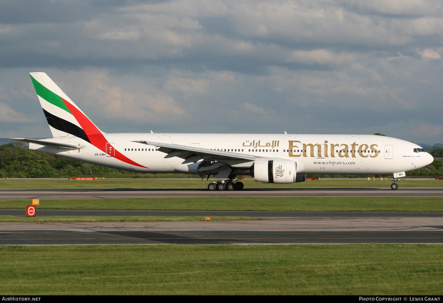 Aircraft Photo of A6-EMH | Boeing 777-21H/ER | Emirates | AirHistory.net #303932