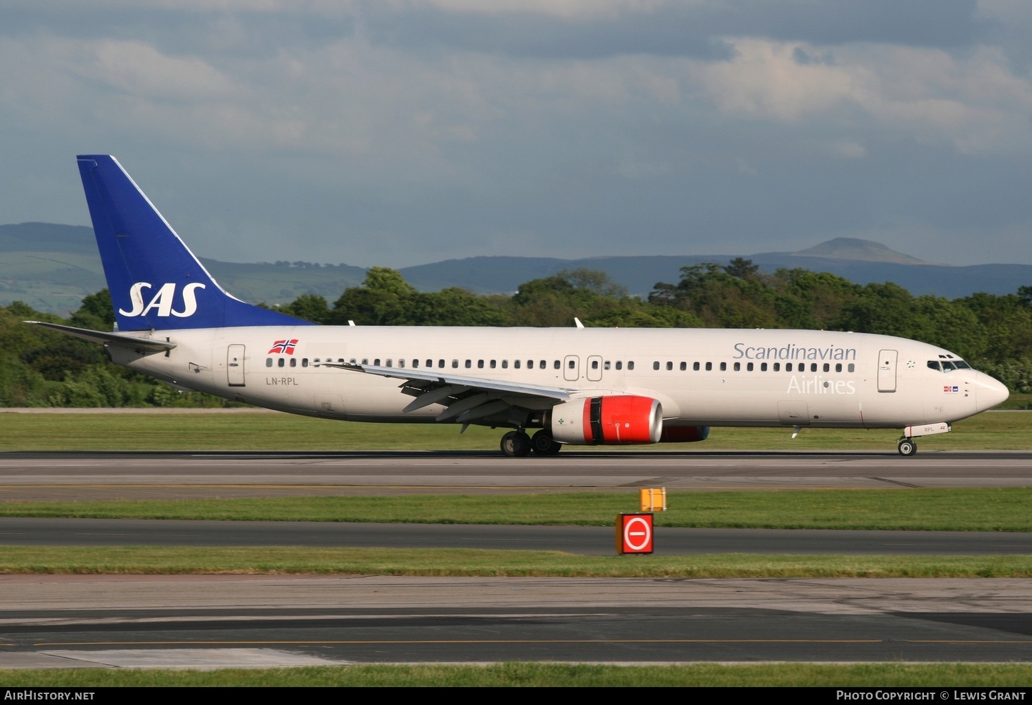 Aircraft Photo of LN-RPL | Boeing 737-883 | Scandinavian Airlines - SAS | AirHistory.net #303941