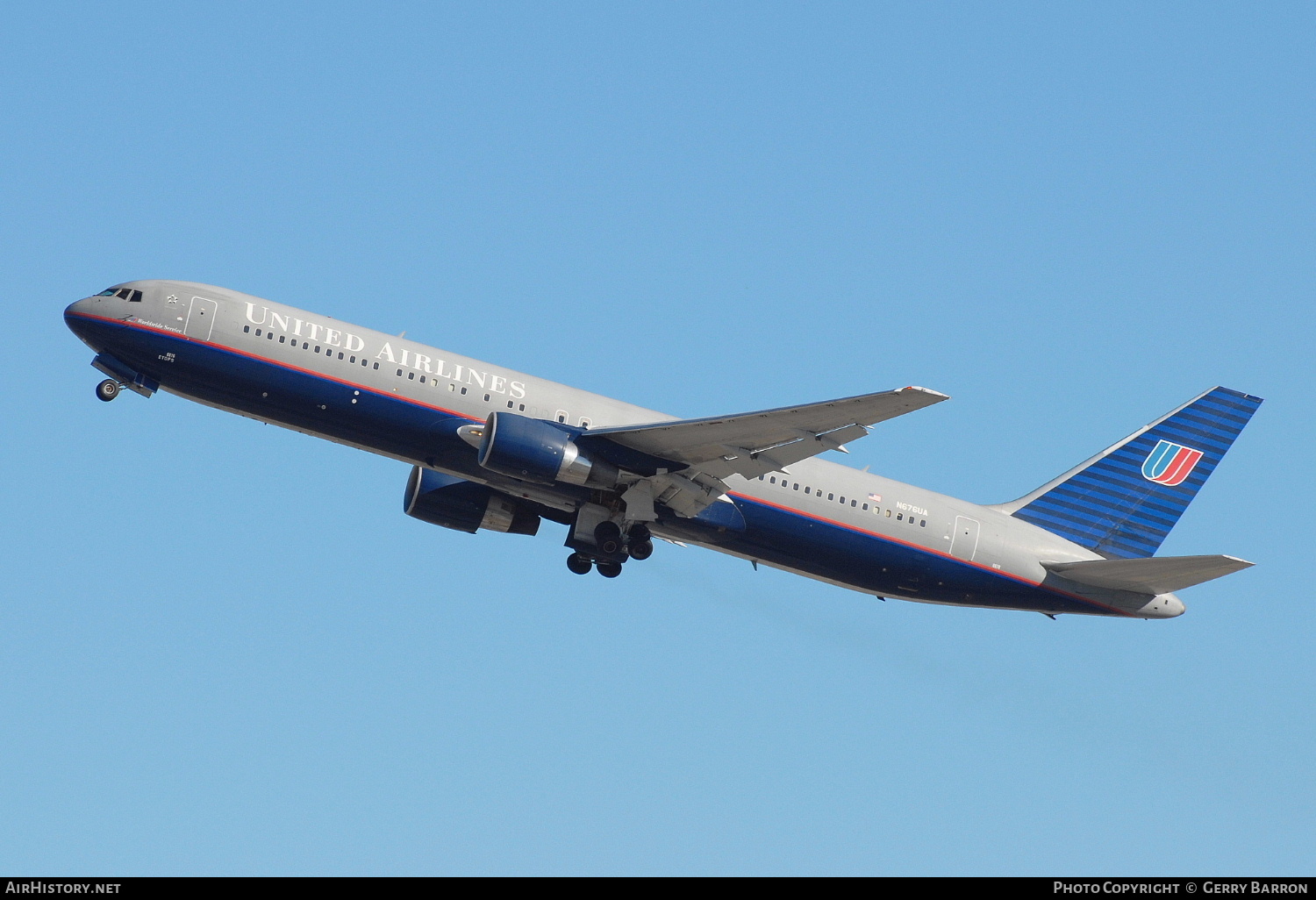 Aircraft Photo of N676UA | Boeing 767-322/ER | United Airlines | AirHistory.net #303954