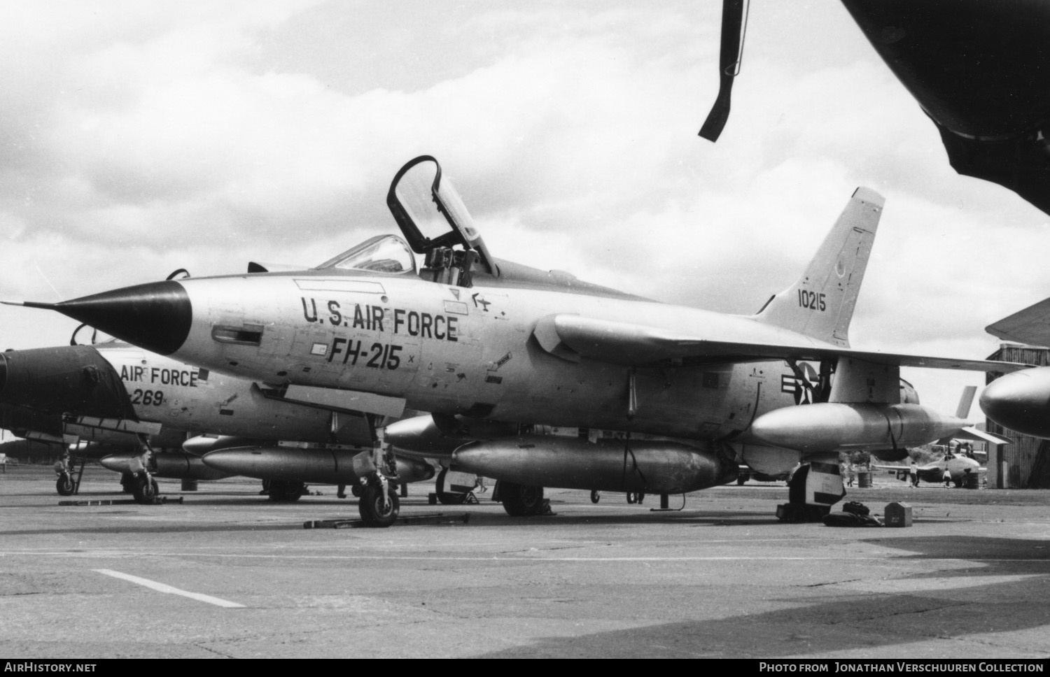 Aircraft Photo of 61-0215 / 10215 | Republic F-105D Thunderchief | USA - Air Force | AirHistory.net #304023