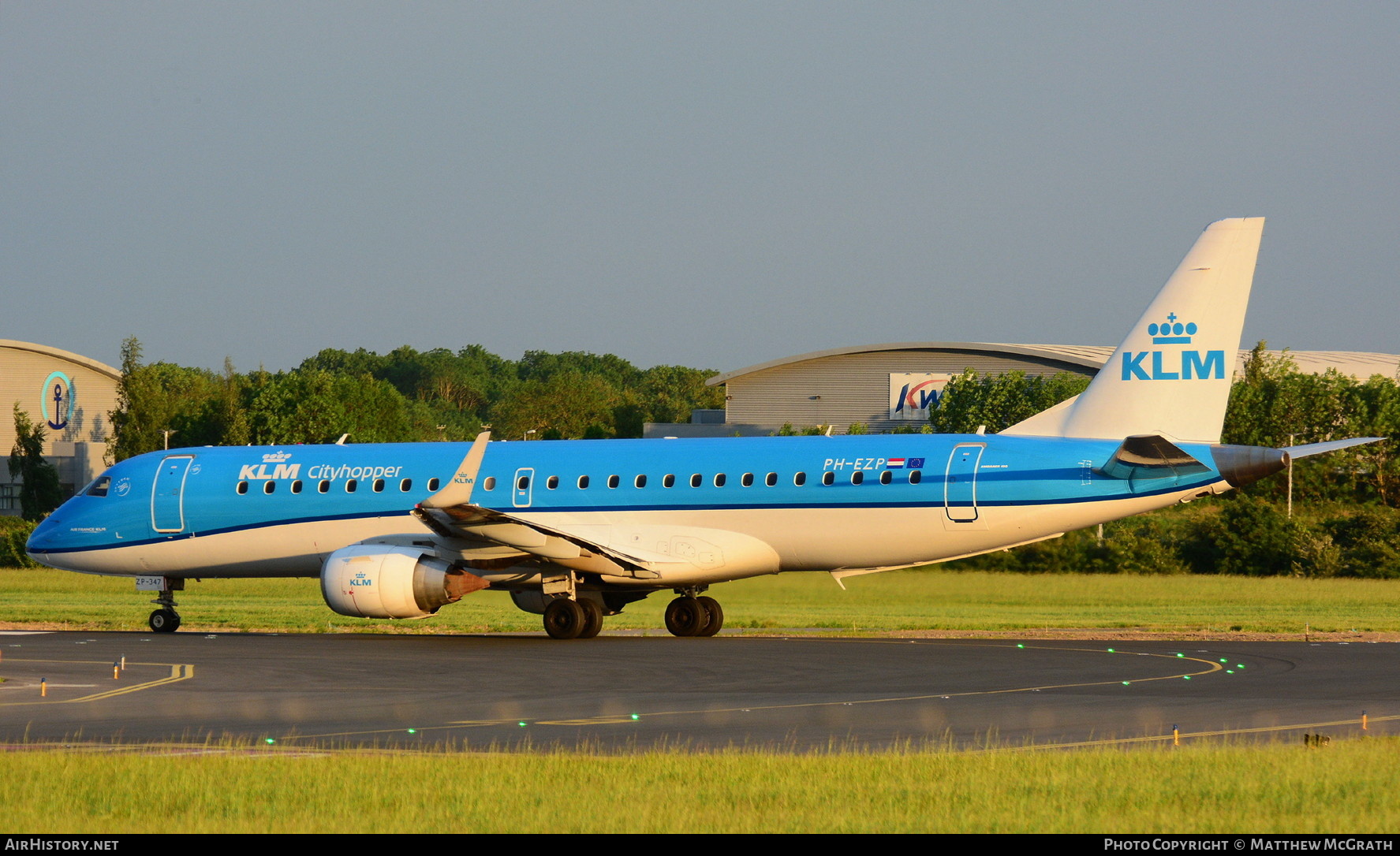 Aircraft Photo of PH-EZP | Embraer 190STD (ERJ-190-100STD) | KLM Cityhopper | AirHistory.net #304044