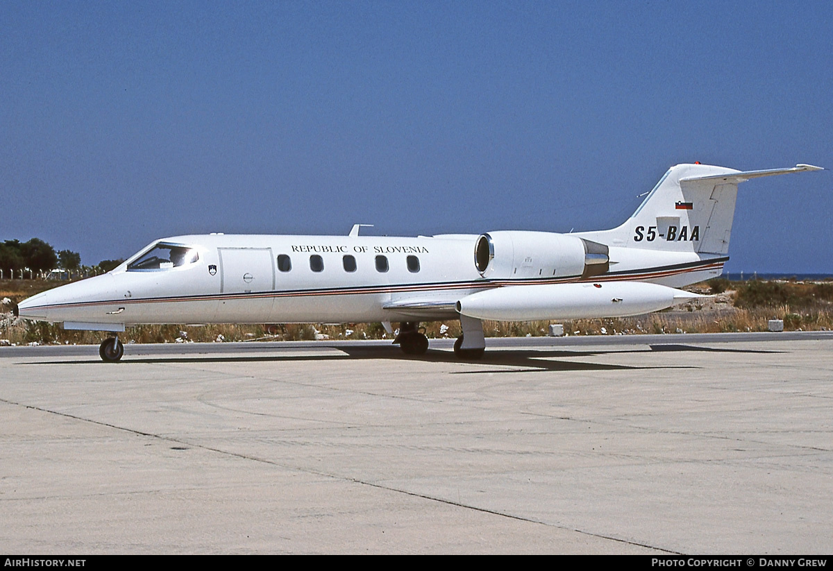Aircraft Photo of S5-BAA | Gates Learjet 35A | Republic of Slovenia | AirHistory.net #304045