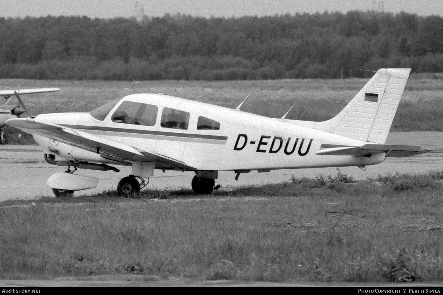 Aircraft Photo of D-EDUU | Piper PA-28-181 Archer II | AirHistory.net #304099
