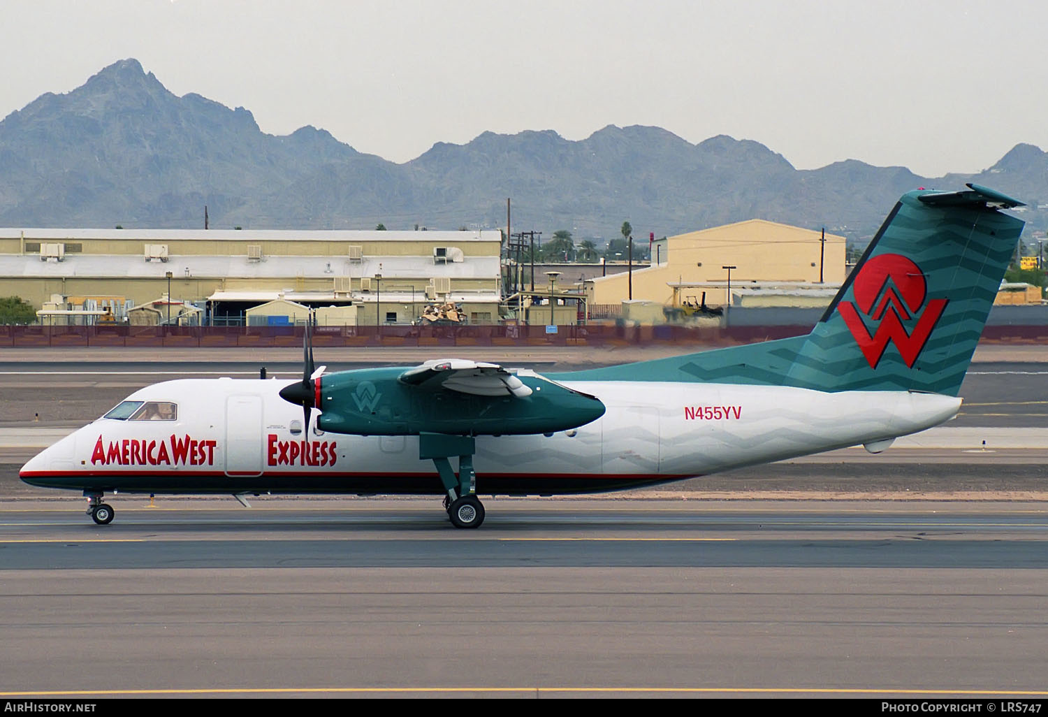 Aircraft Photo of N455YV | De Havilland Canada DHC-8-202 Dash 8 | America West Express | AirHistory.net #304118