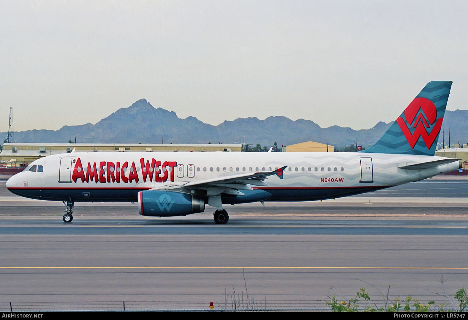 Aircraft Photo of N640AW | Airbus A320-232 | America West Airlines | AirHistory.net #304120
