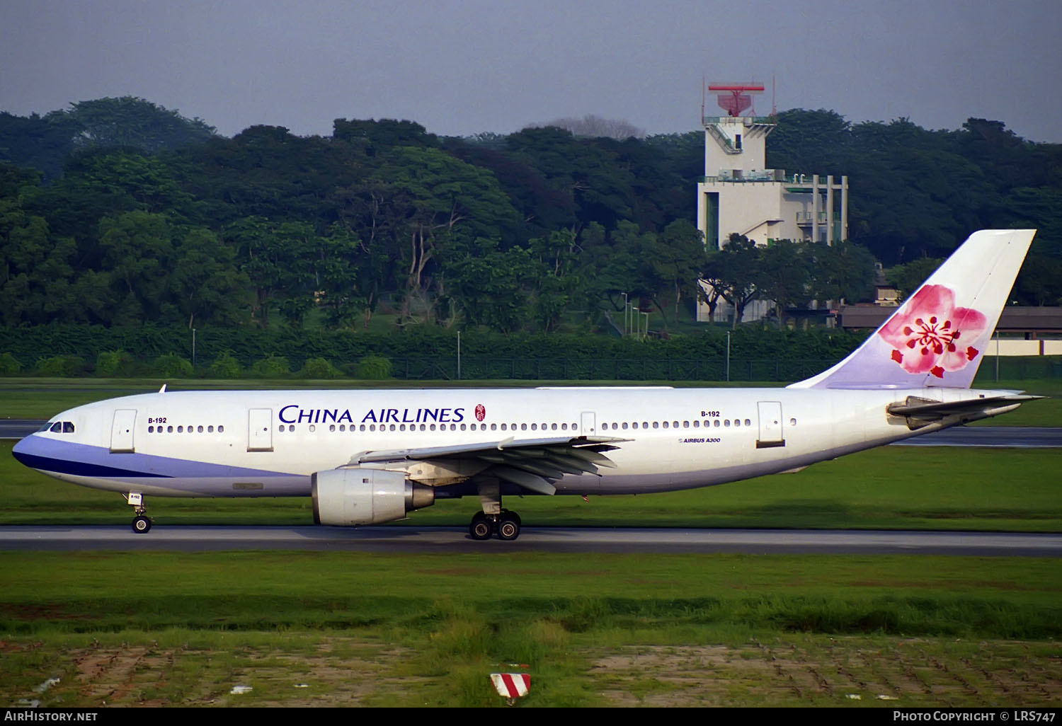 Aircraft Photo of B-192 | Airbus A300B4-220 | China Airlines | AirHistory.net #304132