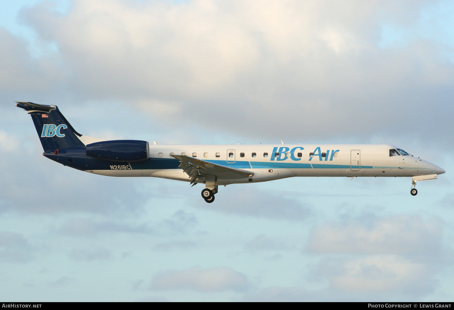 Aircraft Photo of N261BC | Embraer ERJ-145EP (EMB-145EP) | IBC Airways | AirHistory.net #304157