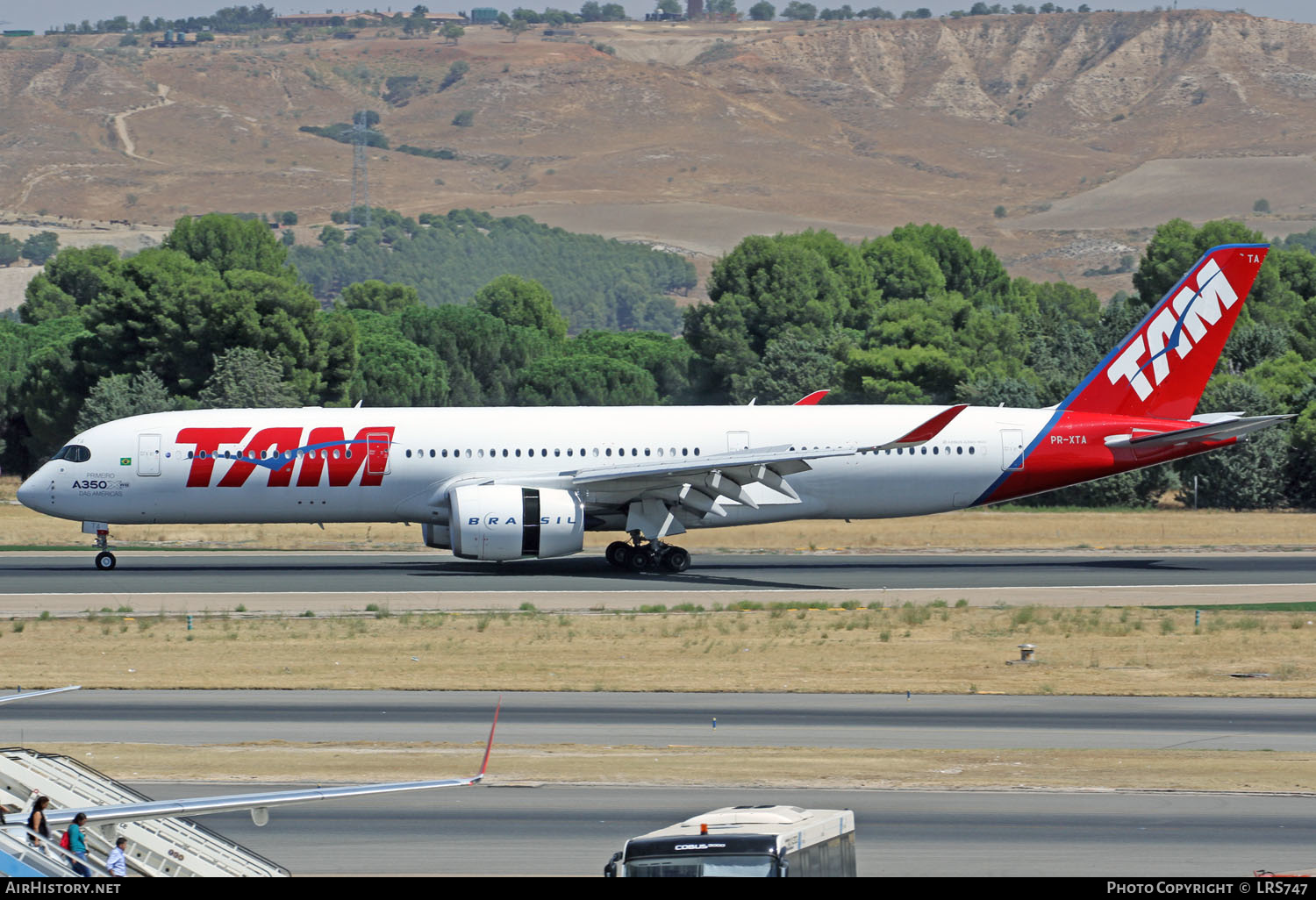 Aircraft Photo of PR-XTA | Airbus A350-941 | TAM Linhas Aéreas | AirHistory.net #304188