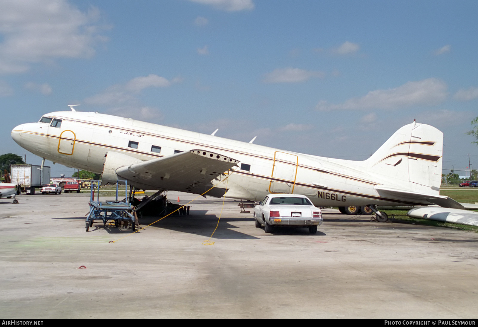 Aircraft Photo of N166LG | Douglas DC-3-G202A | AirHistory.net #304203