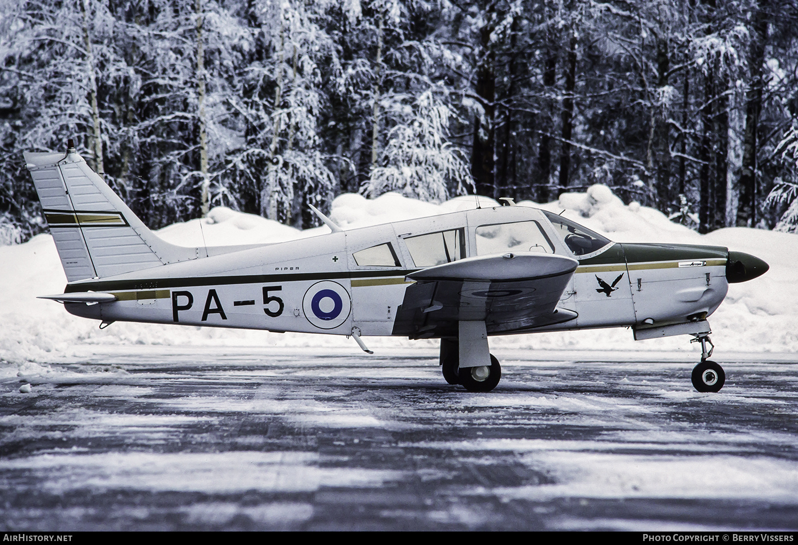 Aircraft Photo of PA-5 | Piper PA-28R-200 Cherokee Arrow II | Finland - Air Force | AirHistory.net #304344
