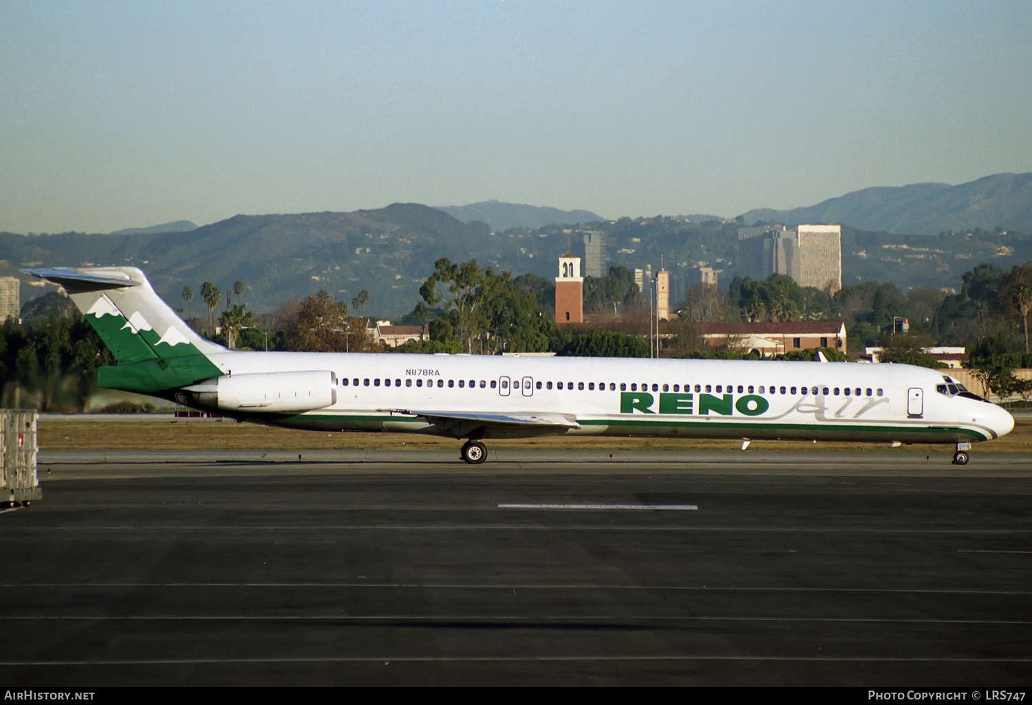 Aircraft Photo of N878RA | McDonnell Douglas MD-83 (DC-9-83) | Reno Air | AirHistory.net #304402