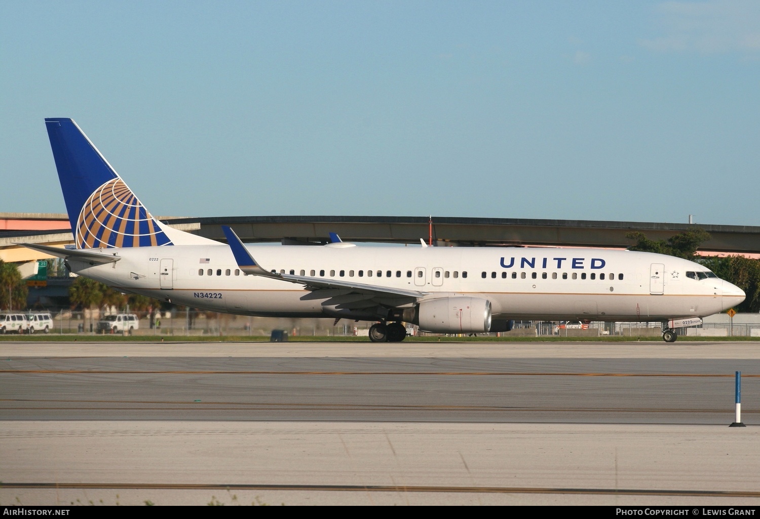 Aircraft Photo of N34222 | Boeing 737-824 | United Airlines | AirHistory.net #304434