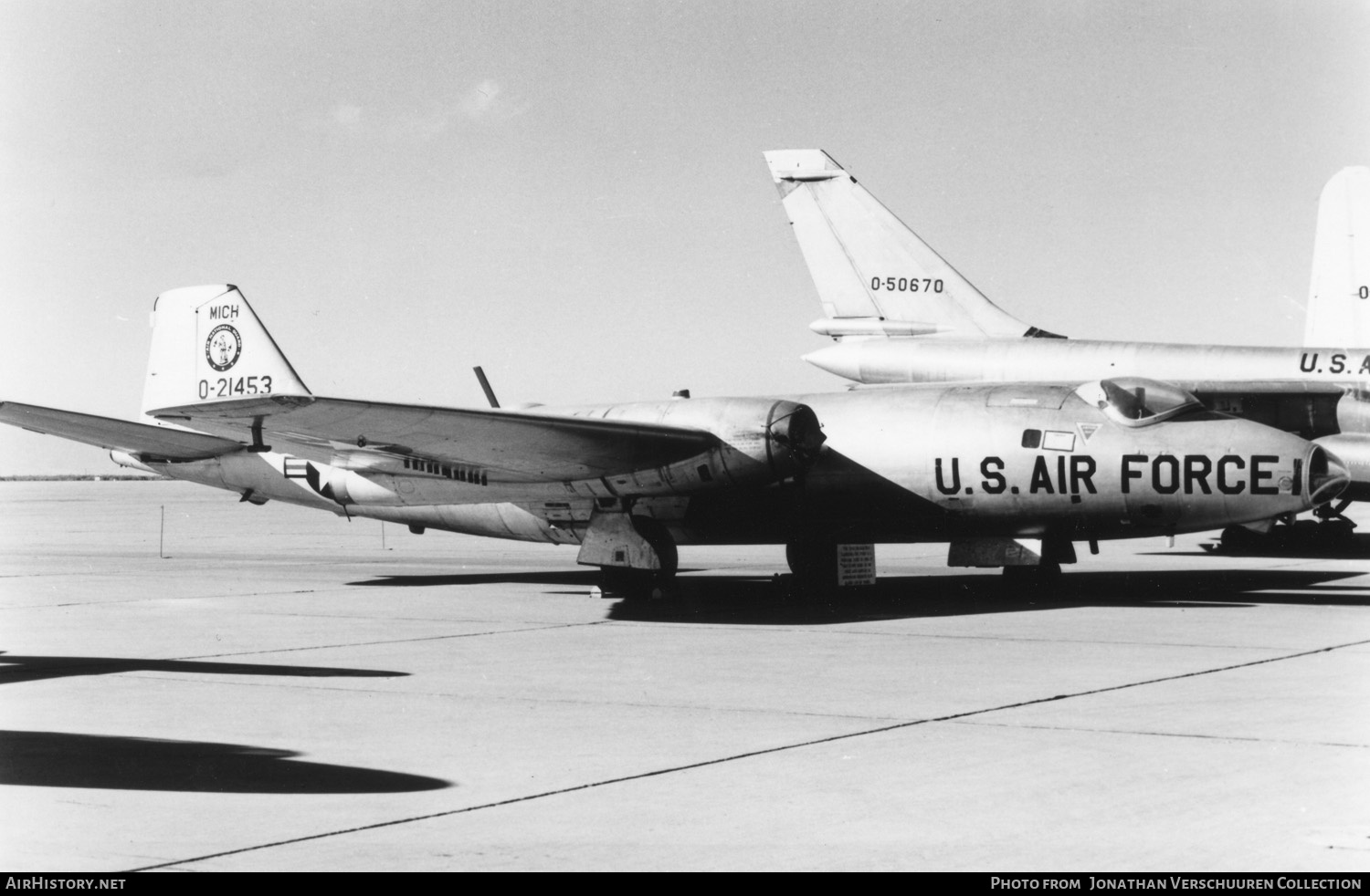 Aircraft Photo of 52-1453 / 0-21453 | Martin RB-57A Canberra | USA - Air Force | AirHistory.net #304491