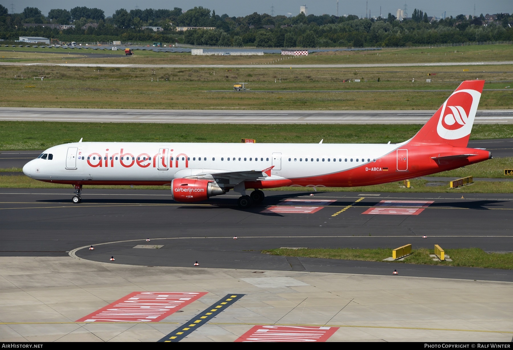 Aircraft Photo of D-ABCA | Airbus A321-211 | Air Berlin | AirHistory.net #304512