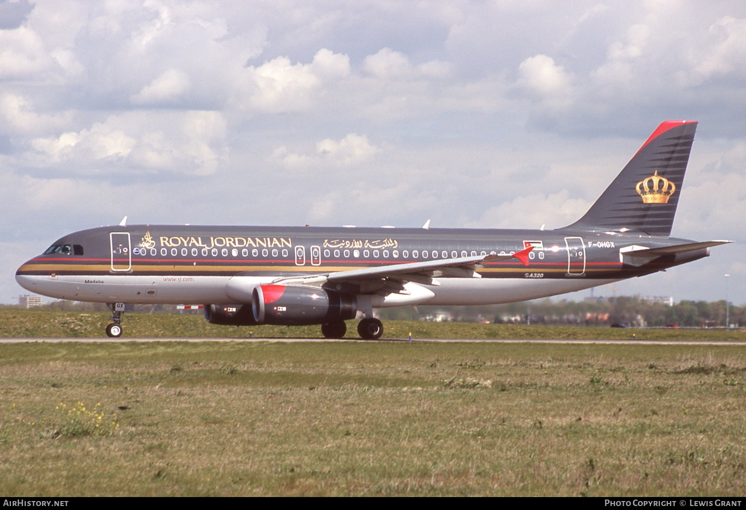 Aircraft Photo of F-OHGX | Airbus A320-232 | Royal Jordanian Airlines | AirHistory.net #304633