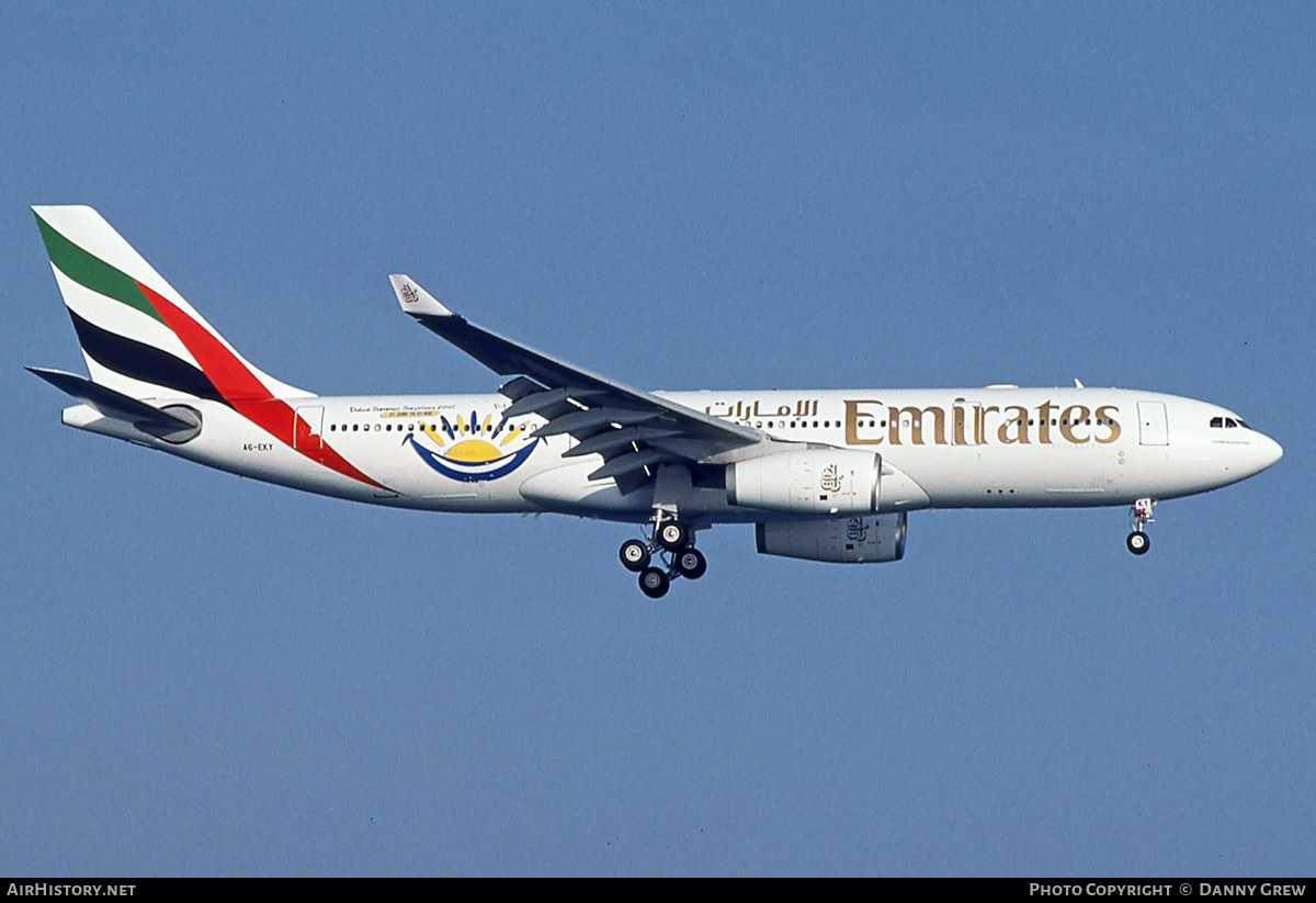 Aircraft Photo of A6-EKY | Airbus A330-243 | Emirates | AirHistory.net #304638
