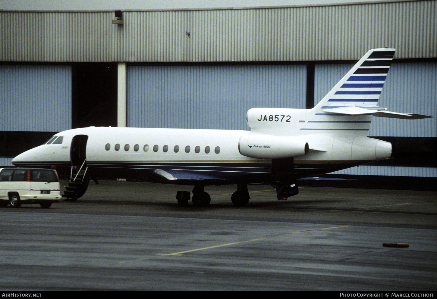 Aircraft Photo of JA8572 | Dassault Falcon 900B | AirHistory.net #304753
