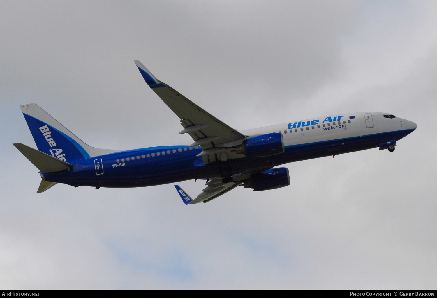 Aircraft Photo of YR-BID | Boeing 737-86J | Blue Air | AirHistory.net #304778