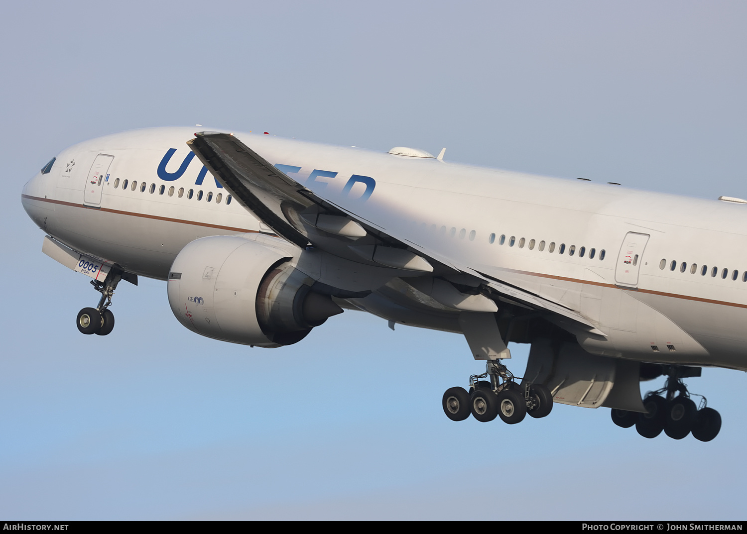 Aircraft Photo of N78005 | Boeing 777-224/ER | United Airlines | AirHistory.net #304787