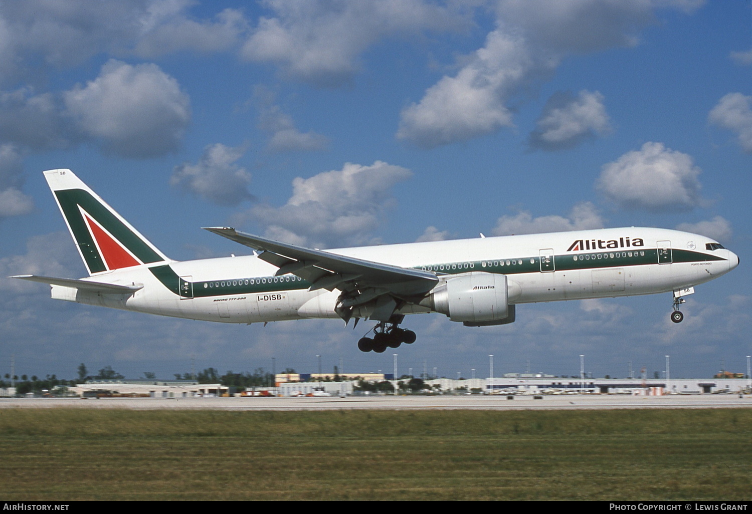 Aircraft Photo of I-DISB | Boeing 777-243/ER | Alitalia | AirHistory.net #304819