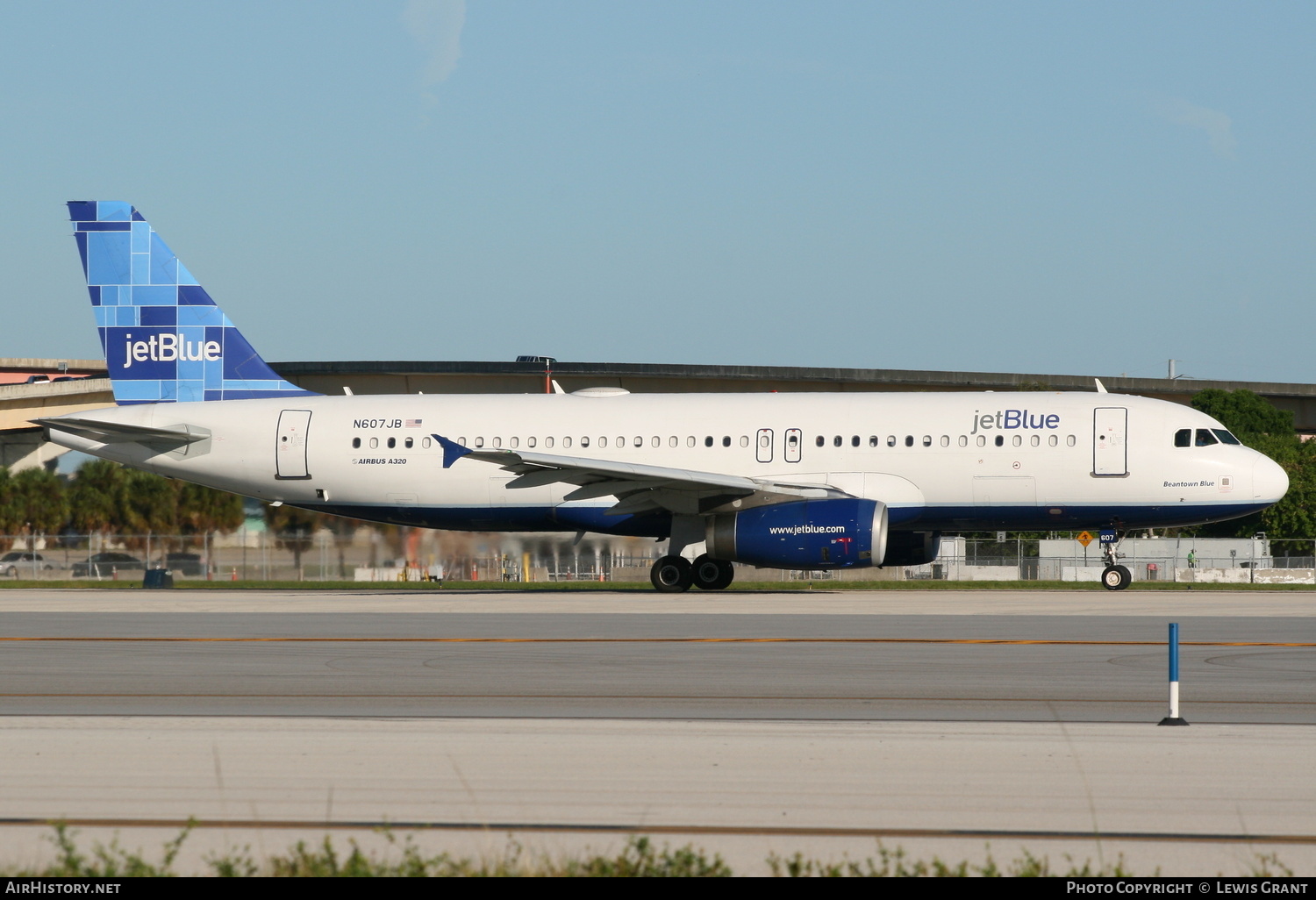 Aircraft Photo of N607JB | Airbus A320-232 | JetBlue Airways | AirHistory.net #304834