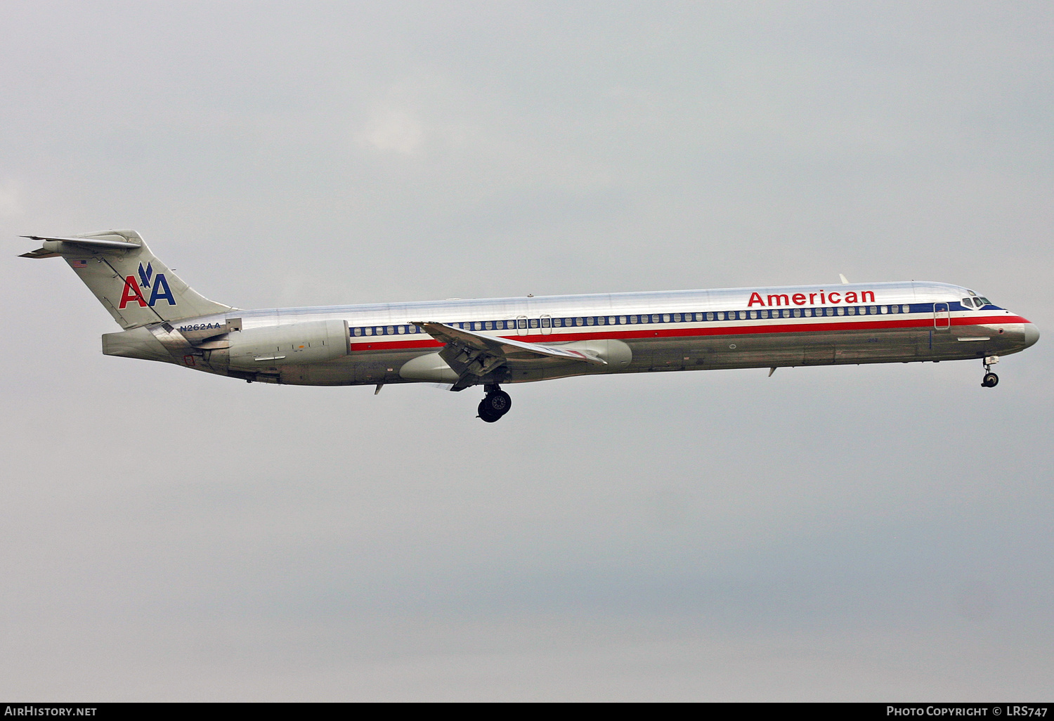 Aircraft Photo of N262AA | McDonnell Douglas MD-82 (DC-9-82) | American Airlines | AirHistory.net #304925