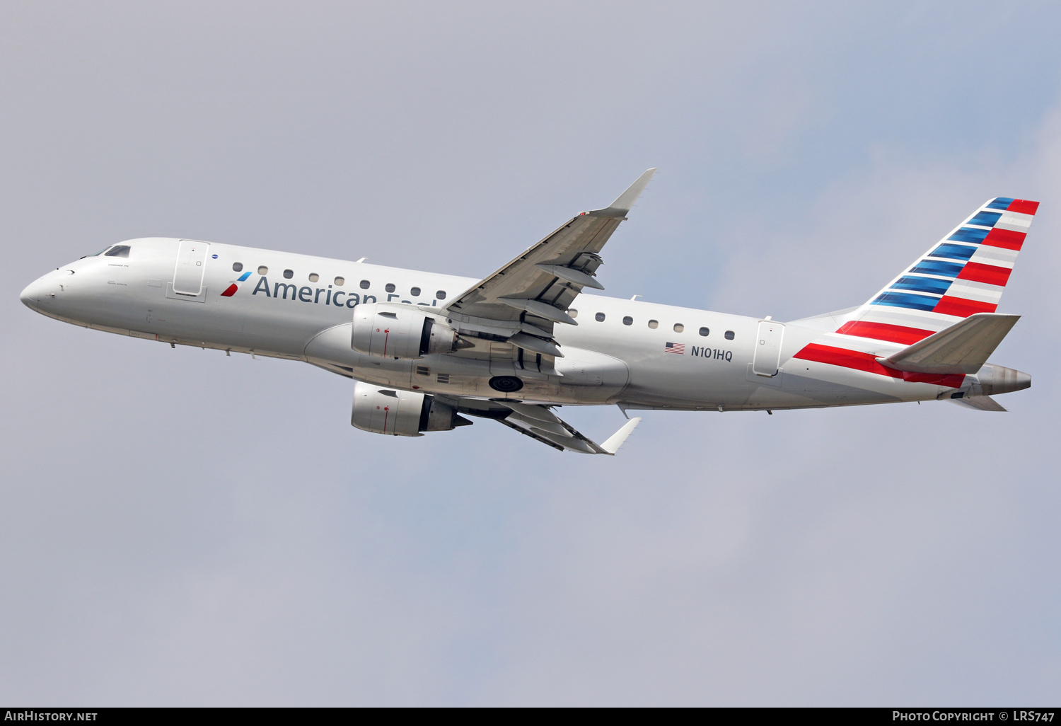 Aircraft Photo of N101HQ | Embraer 175LR (ERJ-170-200LR) | American Eagle | AirHistory.net #304966