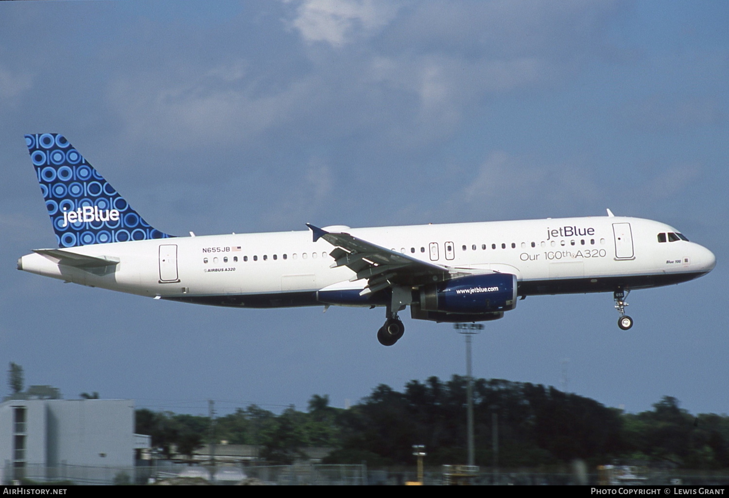 Aircraft Photo of N655JB | Airbus A320-232 | JetBlue Airways | AirHistory.net #305035