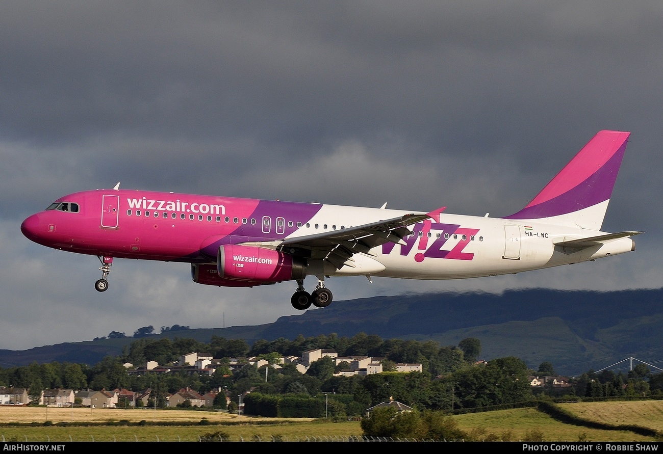 Aircraft Photo of HA-LWC | Airbus A320-232 | Wizz Air | AirHistory.net #305076