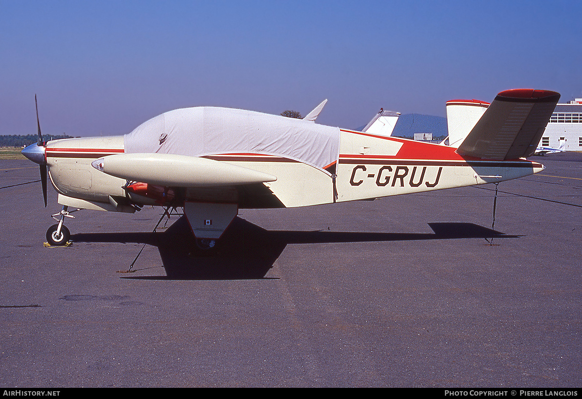 Aircraft Photo of C-GRUJ | Beech G35 Bonanza | AirHistory.net #305136