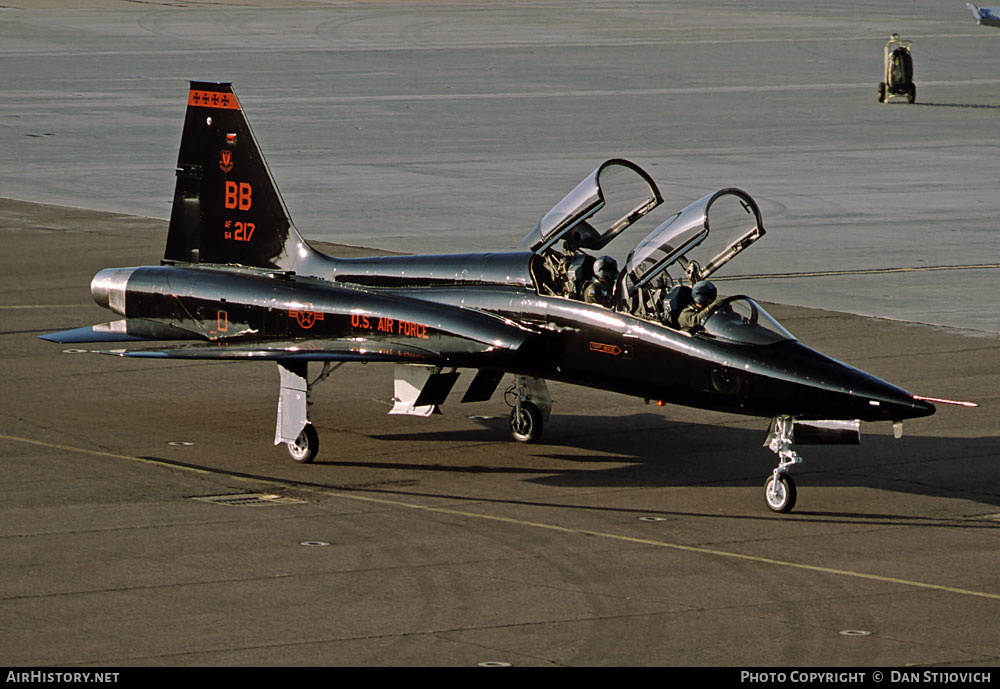 Aircraft Photo of 64-13217 / AF64-217 | Northrop T-38A Talon | USA - Air Force | AirHistory.net #305160